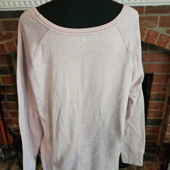 Cozy Xersion Pink Sweatshirt with Hoody Pocket. XL - Picture 2 of 3